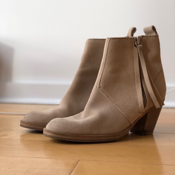 acne classic boots